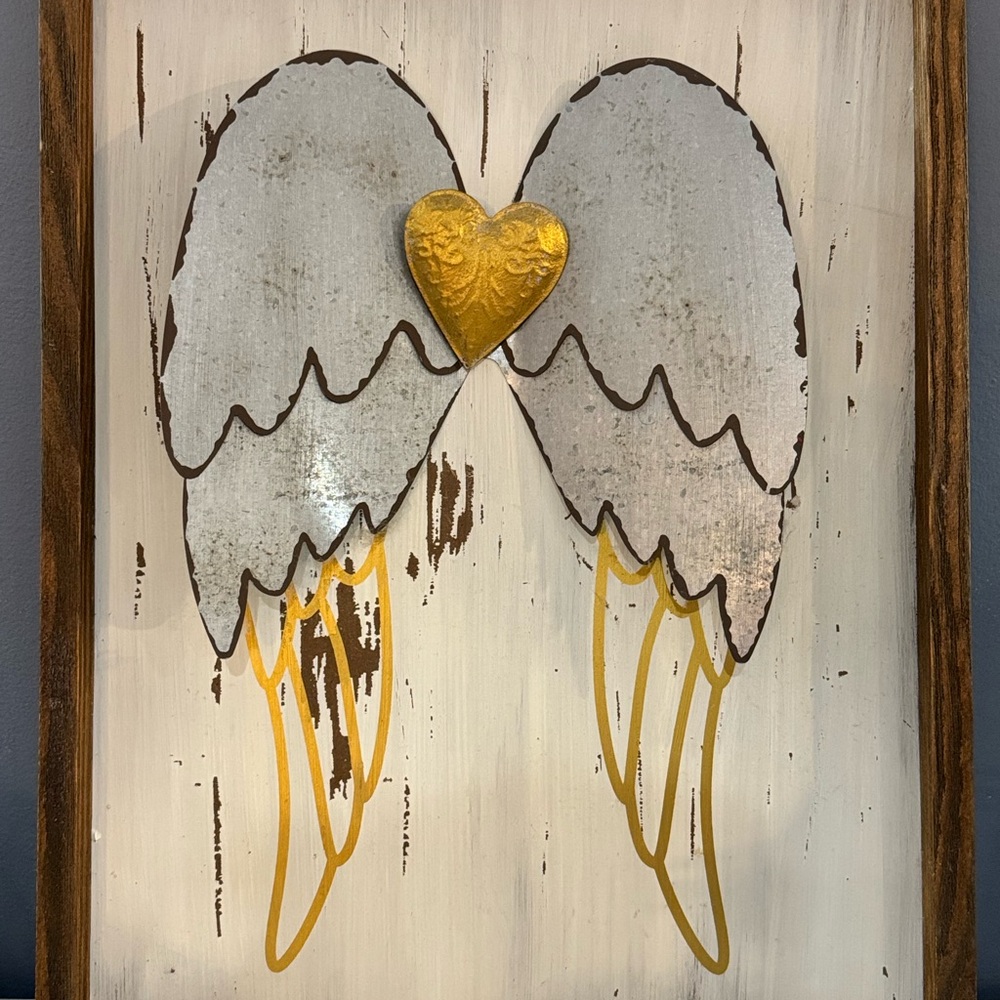 Vintage-Inspired Angel Wings‎ Wall Art with Gold Heart